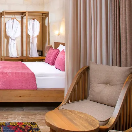 Ayazma Cave Otel *